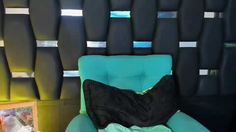 Rayn online show from 04-18-26, 04:55