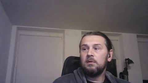 Snapshot of rayhaarlem chatting on 10-26-25, 10:36 rayhaarlem online show from 10-26-25, 10:36