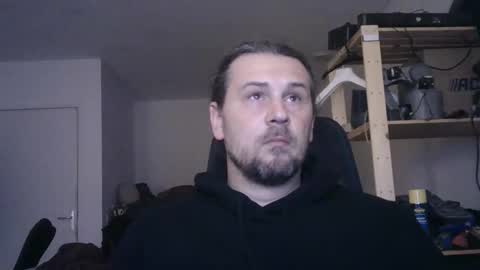 Snapshot of rayhaarlem chatting on 04-14-26, 10:27 rayhaarlem online show from 04-14-26, 10:27