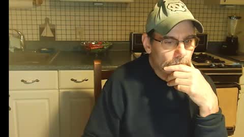 Ray online show from 12-21-24, 10:06