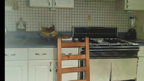 Ray online show from 12-18-25, 12:33