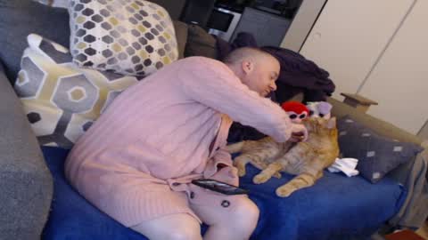 Sunshine Ray online show from 01-01-25, 05:22