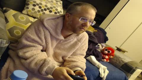 Sunshine Ray online show from 01-22-25, 01:42