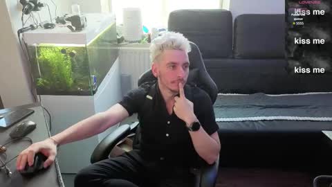 Rayzel online show from 02-03-26, 11:15