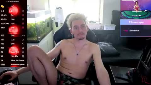 Snapshot of rayzel31 chatting on 06-27-26, 06:02 Rayzel online show from 06-27-26, 06:02