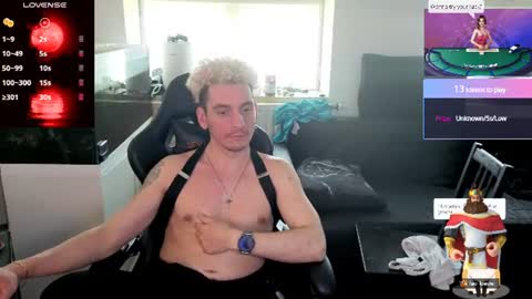 Snapshot of rayzel31 chatting on 07-03-26, 03:18 Rayzel online show from 07-03-26, 03:18