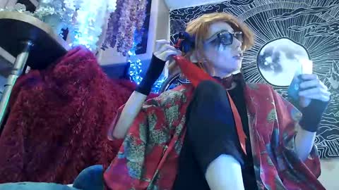 Snapshot of raziel_haze chatting on 01-09-25, 05:55 Yrriel Strife Candy-Demon Caveboy mr. Cringe online show from 01-09-25, 05:55