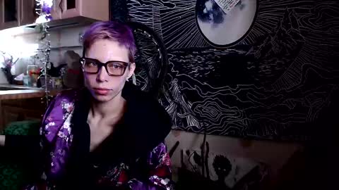 Snapshot of raziel_haze chatting on 01-18-25, 09:45 Yrriel Strife Candy-Demon Caveboy mr. Cringe online show from 01-18-25, 09:45