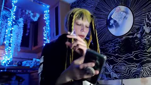 Snapshot of raziel_haze chatting on 01-19-25, 11:56 Yrriel Strife Candy-Demon Caveboy mr. Cringe online show from 01-19-25, 11:56