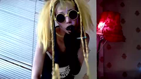Snapshot of raziel_haze chatting on 02-04-25, 08:56 Yrriel Strife Candy-Demon Caveboy mr. Cringe online show from 02-04-25, 08:56