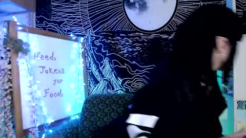 Snapshot of raziel_haze chatting on 03-04-25, 11:40 Yrriel Strife Candy-Demon Caveboy mr. Cringe online show from 03-04-25, 11:40