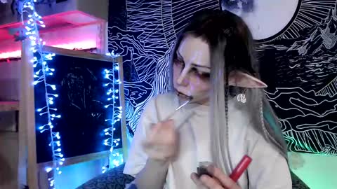 Snapshot of raziel_haze chatting on 03-06-25, 11:20 Yrriel Strife Candy-Demon Caveboy mr. Cringe online show from 03-06-25, 11:20