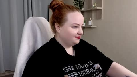Emma Razumovskaya online show from 07-29-26, 10:30