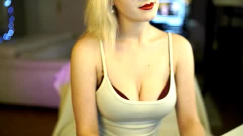 Snapshot of readbtwnlinez chatting on 01-07-26, 07:38 readbtwnlinez online show from 01-07-26, 07:38