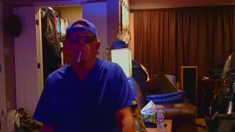 Snapshot of ready4aride2day chatting on 12-10-24, 09:33 ready4aride2day online show from 12-10-24, 09:33