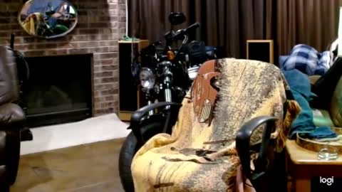 Snapshot of ready4aride2day chatting on 01-03-25, 11:03 ready4aride2day online show from 01-03-25, 11:03