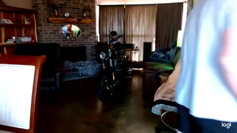 Snapshot of ready4aride2day chatting on 01-18-25, 06:53 ready4aride2day online show from 01-18-25, 06:53