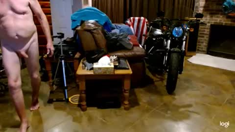 Snapshot of ready4aride2day chatting on 03-22-26, 12:19 ready4aride2day online show from 03-22-26, 12:19