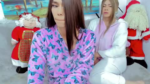 Snapshot of real__cameron chatting on 12-22-24, 11:11 real__cameron online show from 12-22-24, 11:11