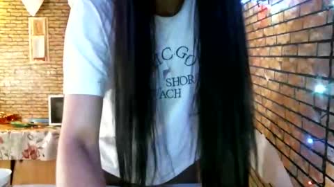 Snapshot of real_coupl3 chatting on 04-26-26, 07:28 real_coupl3 online show from 04-26-26, 07:28