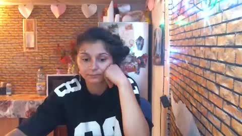 Snapshot of real_coupl3 chatting on 05-22-26, 07:59 real_coupl3 online show from 05-22-26, 07:59