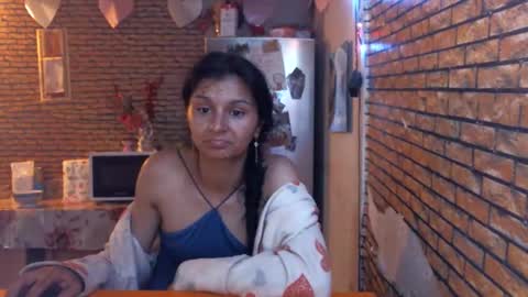 Snapshot of real_coupl3 chatting on 05-31-26, 07:48 real_coupl3 online show from 05-31-26, 07:48