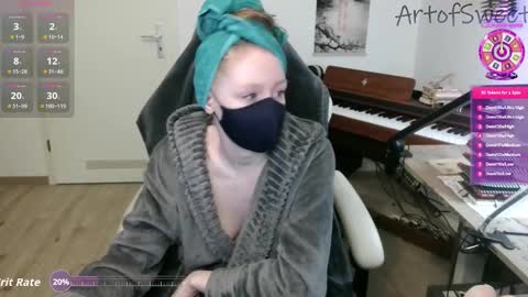 Snapshot of realartofslut chatting on 10-11-25, 07:12 realartofslut online show from 10-11-25, 07:12