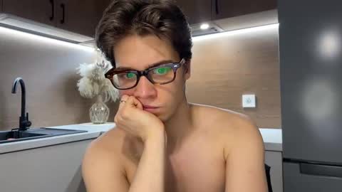 AliceEve online show from 02-15-25, 10:10