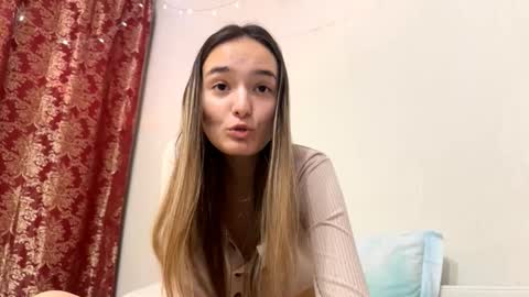 Snapshot of reathakiss chatting on 03-13-26, 04:02 Risa online show from 03-13-26, 04:02