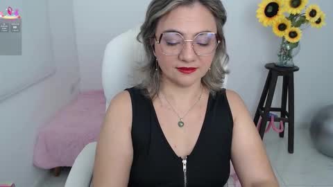 REBECA online show from 09-18-25, 11:56