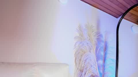 Rebeca Williams online show from 01-18-25, 03:20