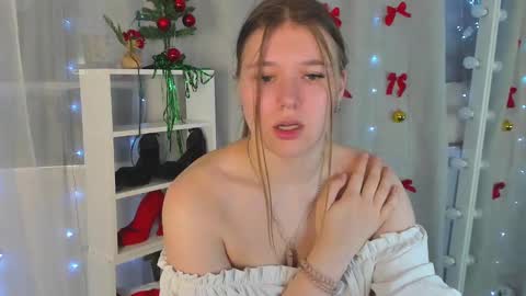 Snapshot of rebecca_____ chatting on 12-11-24, 09:45 rebecca_____ online show from 12-11-24, 09:45