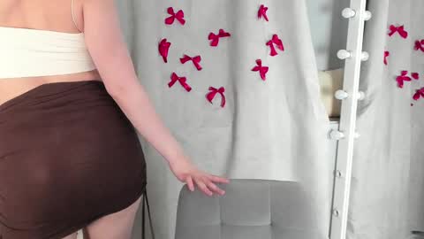 Snapshot of rebecca_____ chatting on 03-04-25, 09:43 rebecca_____ online show from 03-04-25, 09:43