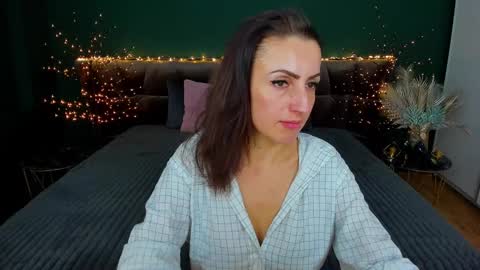 rebecca_diamonds online show from 01-23-25, 08:04