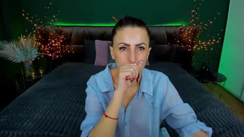 rebecca_diamonds online show from 02-19-25, 01:50