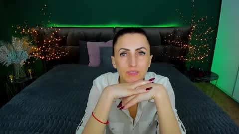 rebecca_diamonds online show from 03-03-25, 03:42