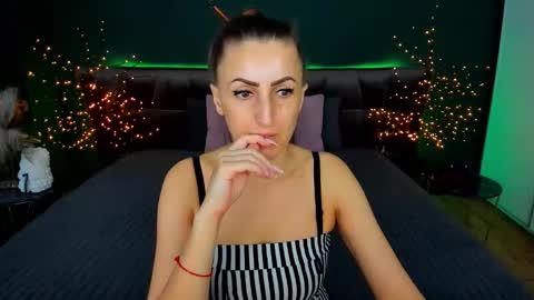 rebecca_diamonds online show from 12-01-25, 06:40