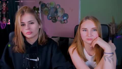 rebecca_smile_ online show from 09-28-25, 07:41