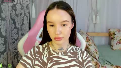 Rebecca online show from 07-04-26, 01:01