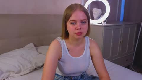 rebeccacruze online show from 06-07-26, 07:34