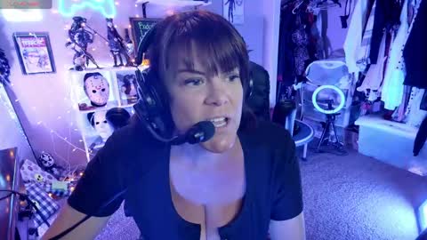 Snapshot of rebeccalovexxx chatting on 05-09-26, 08:03 Rebecca Love online show from 05-09-26, 08:03