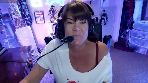 Snapshot of rebeccalovexxx chatting on 05-16-26, 07:45 Rebecca Love online show from 05-16-26, 07:45