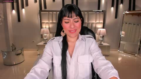 Snapshot of rebeccawestx chatting on 05-23-26, 08:13 Rebecca West online show from 05-23-26, 08:13