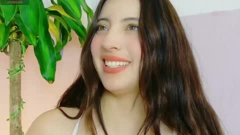 Snapshot of rebeccawhite_meow chatting on 06-07-26, 07:17 rebeccawhite_meow online show from 06-07-26, 07:17