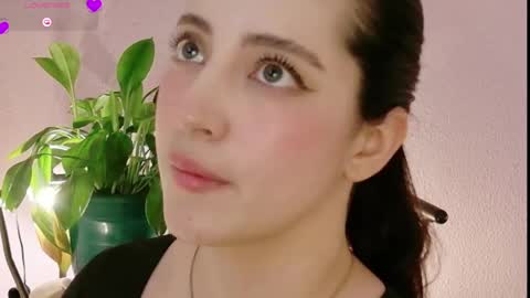 Snapshot of rebeccawhite_meow chatting on 06-10-26, 01:06 rebeccawhite_meow online show from 06-10-26, 01:06
