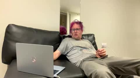 Snapshot of recordplayerer chatting on 09-13-25, 10:37 Musical Genius online show from 09-13-25, 10:37