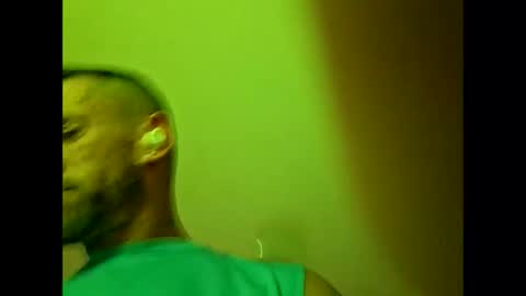 Snapshot of recoveryislife2185 chatting on 11-18-25, 01:55 EZ-Money2185 online show from 11-18-25, 01:55