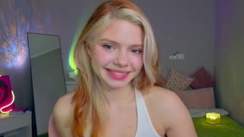 red__candy online show from 11-11-25, 01:00