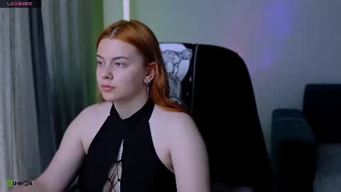 Snapshot of red__dizzy chatting on 06-27-26, 10:42 red__dizzy online show from 06-27-26, 10:42