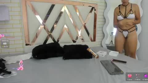 ANGELLY online show from 05-25-26, 07:20
